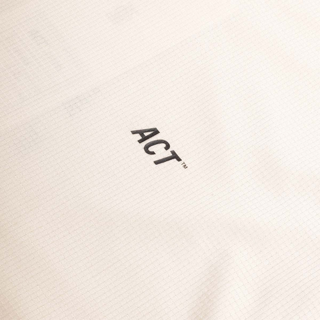 ACT BioPerf Long Sleeve T-Shirt - Exclusivo