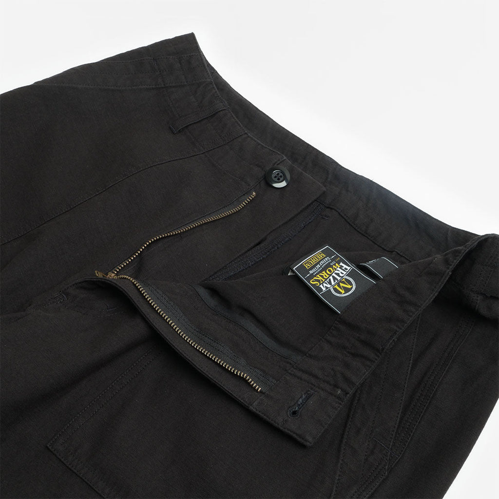 FrizmWORKS Backsatin Essential Fatigue Shorts - Exclusivo