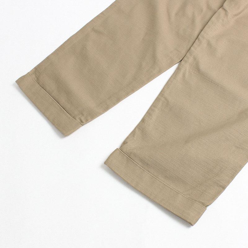 Gramicci Back Satin Tuck Tapered Pant - Exclusivo